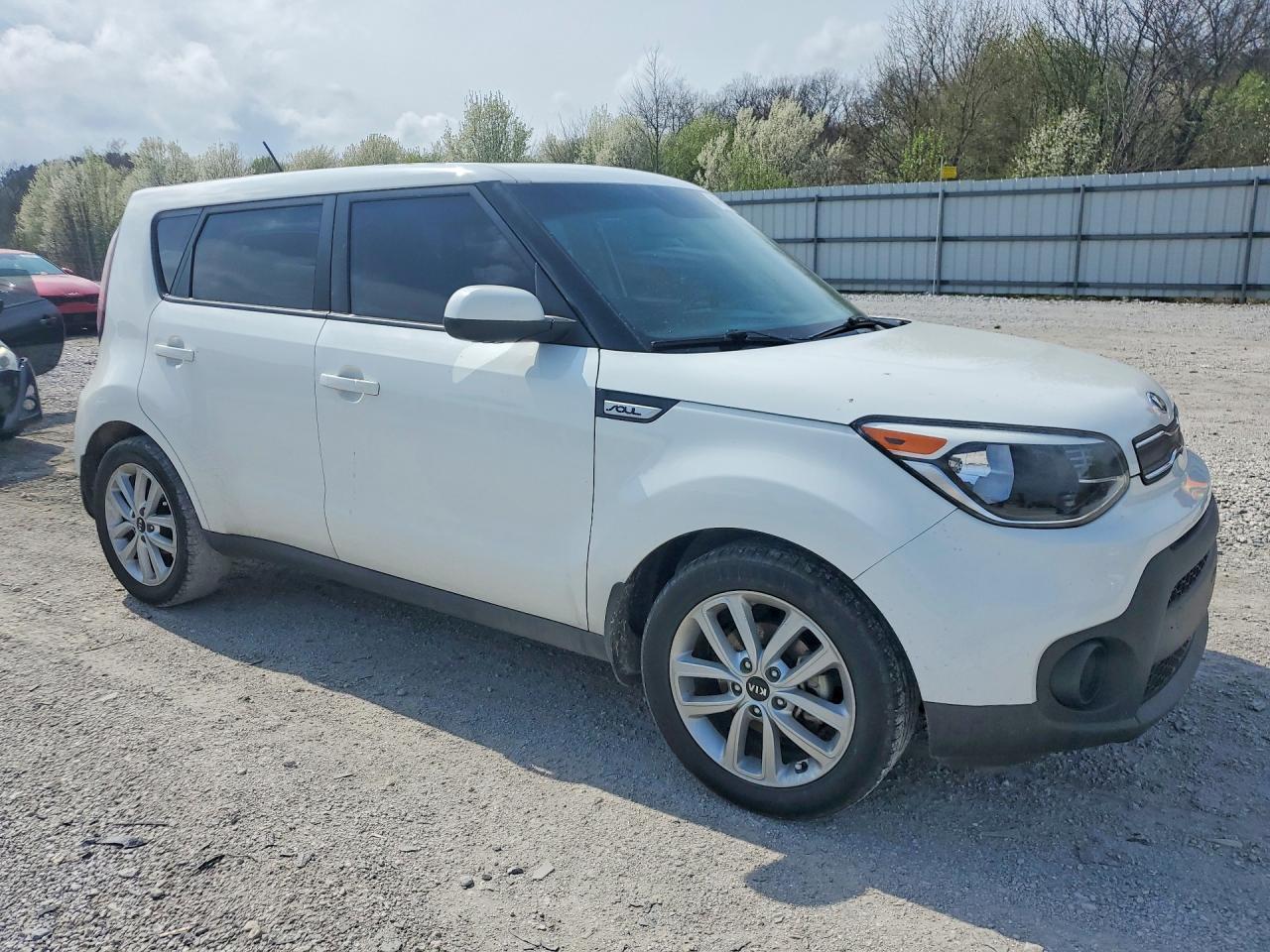 2017 KIA SOUL