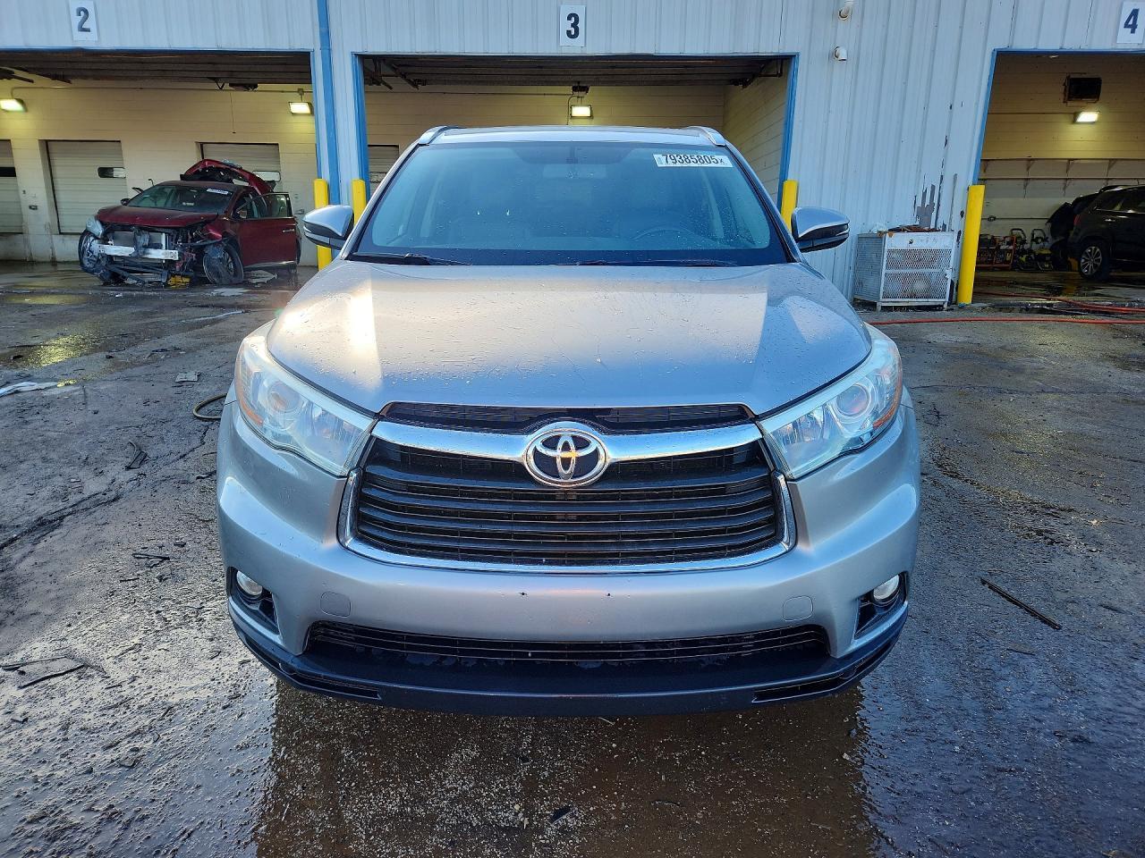 2016 TOYOTA HIGHLANDER