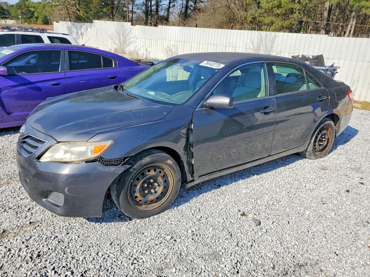 2011 TOYOTA CAMRY