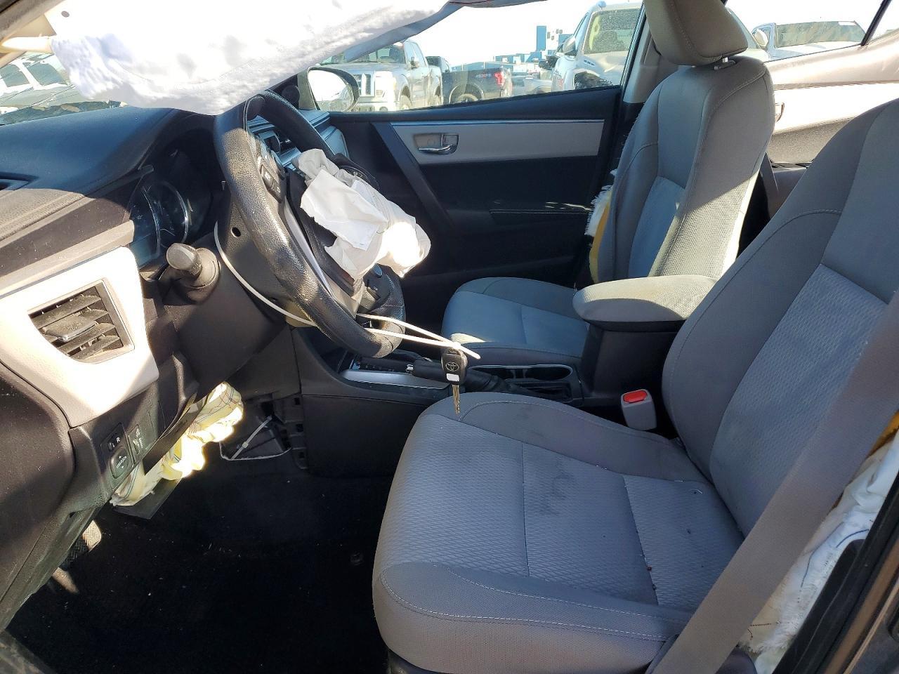 2015 TOYOTA COROLLA