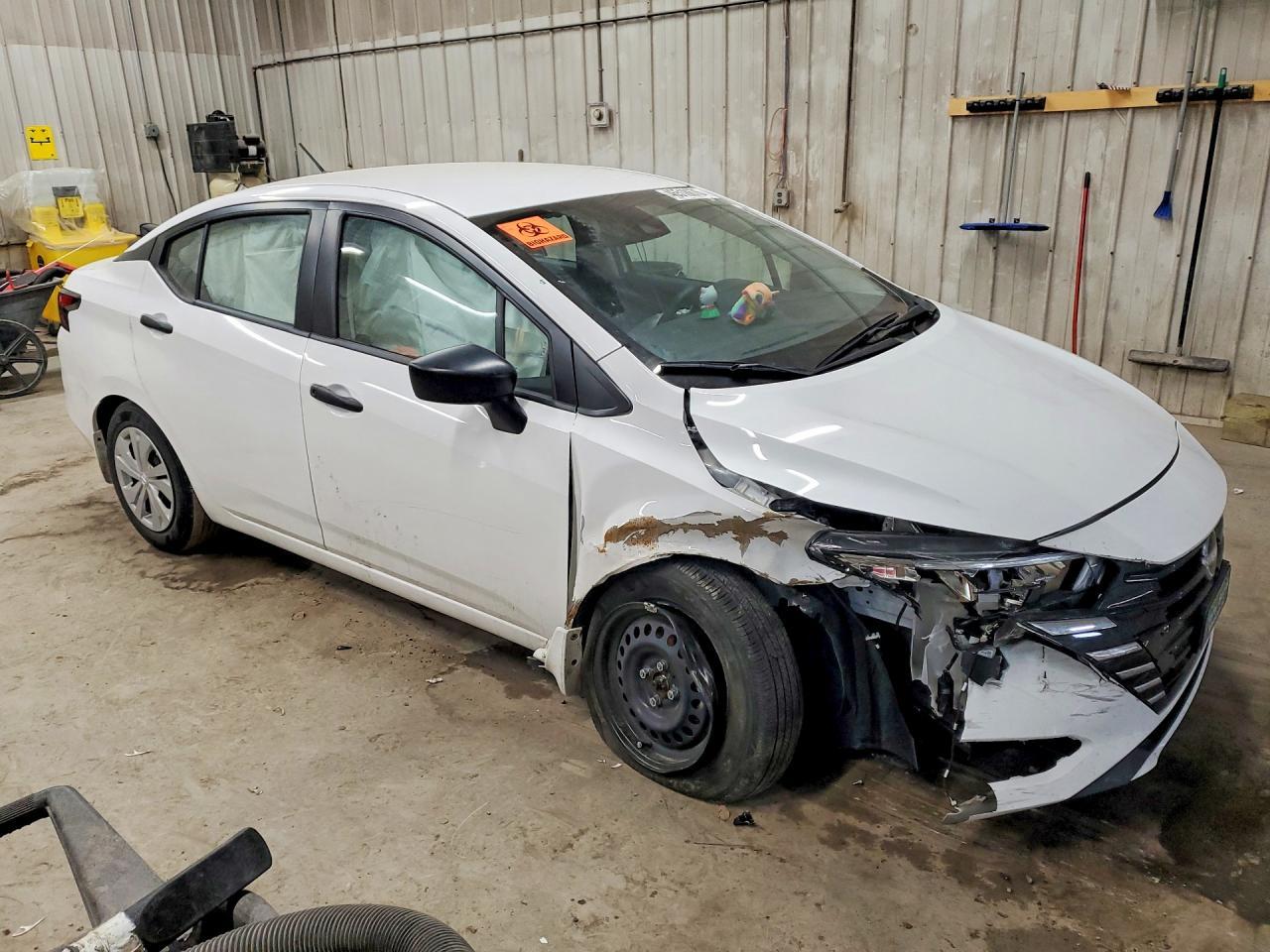 2025 NISSAN VERSA