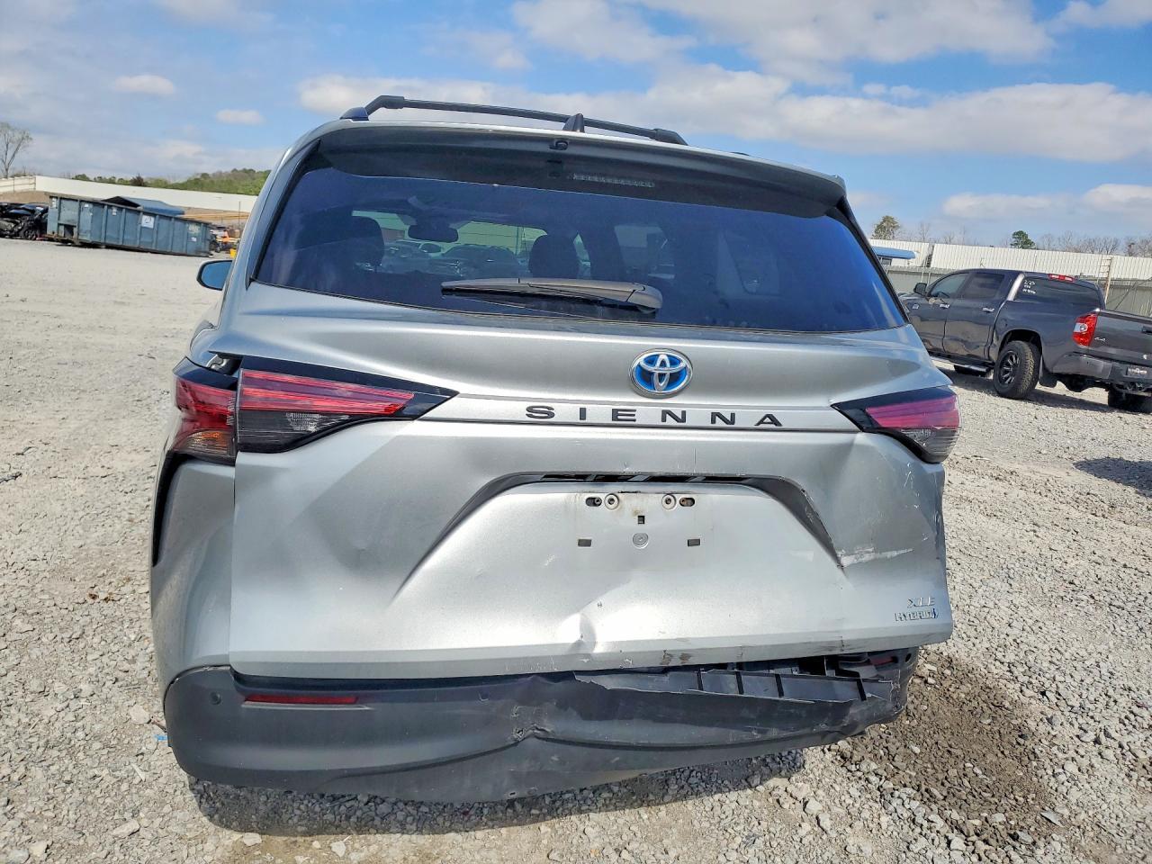 2022 TOYOTA SIENNA