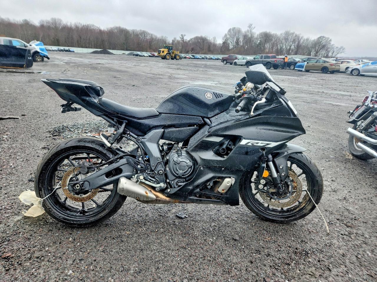 2024 YAMAHA YZFR7