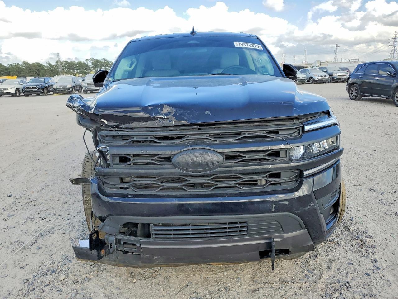 2024 FORD Expedition
