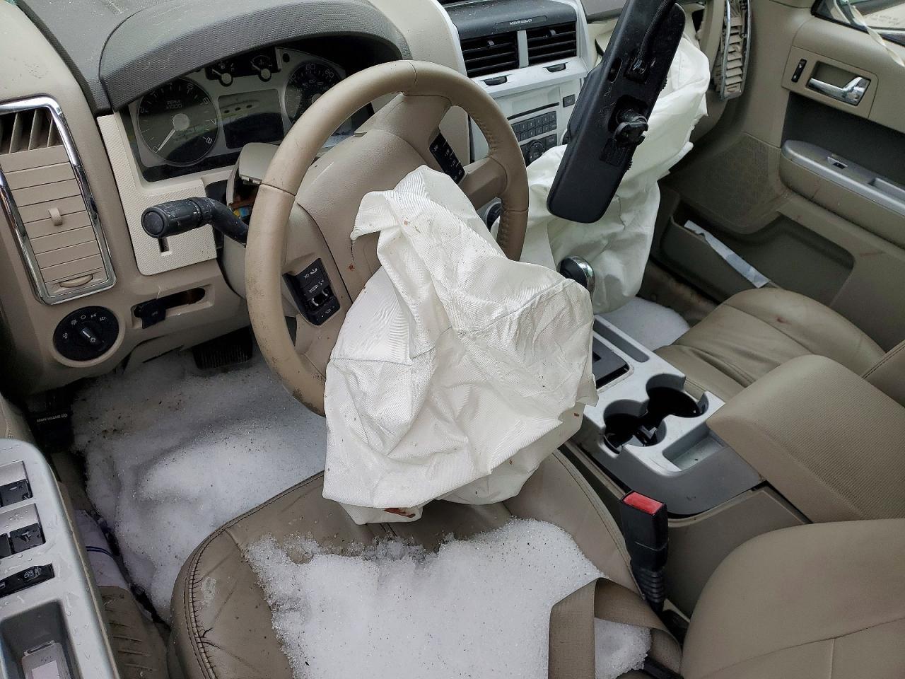 2011 MERCURY Mariner