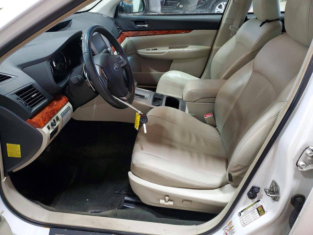 2012 SUBARU Legacy
