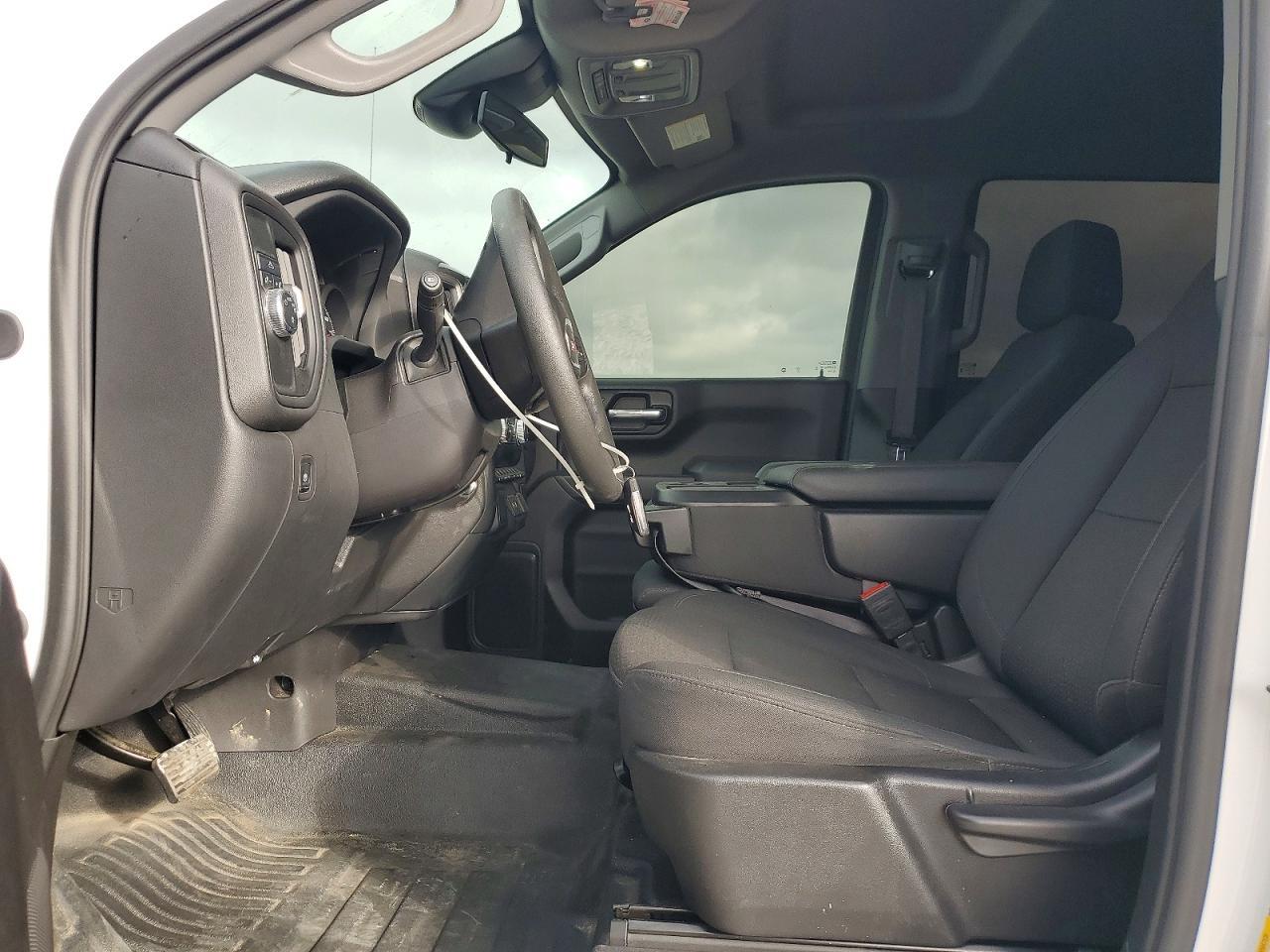 2024 GMC Sierra