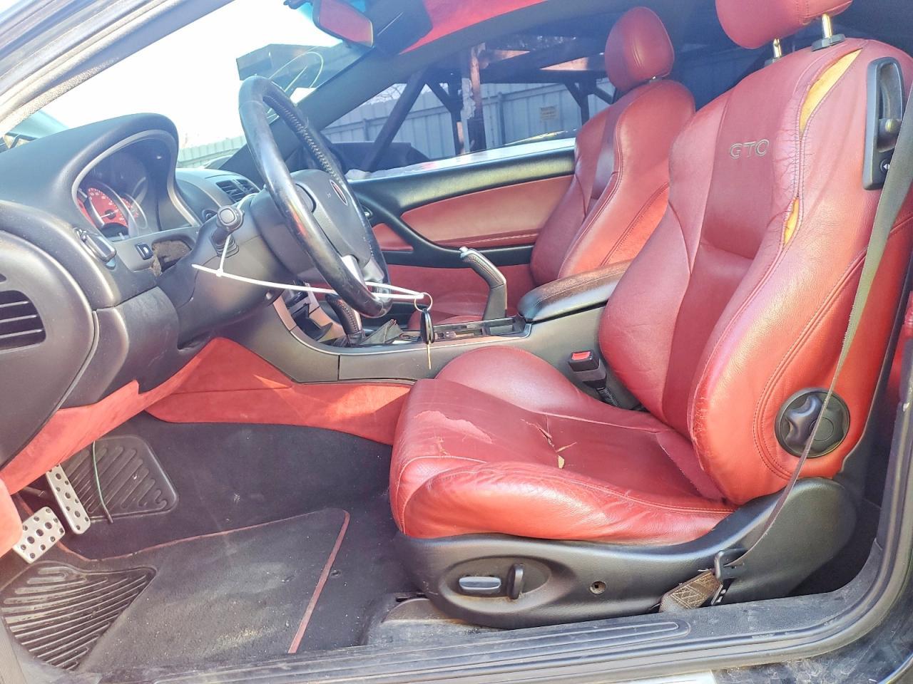 2005 PONTIAC Gto