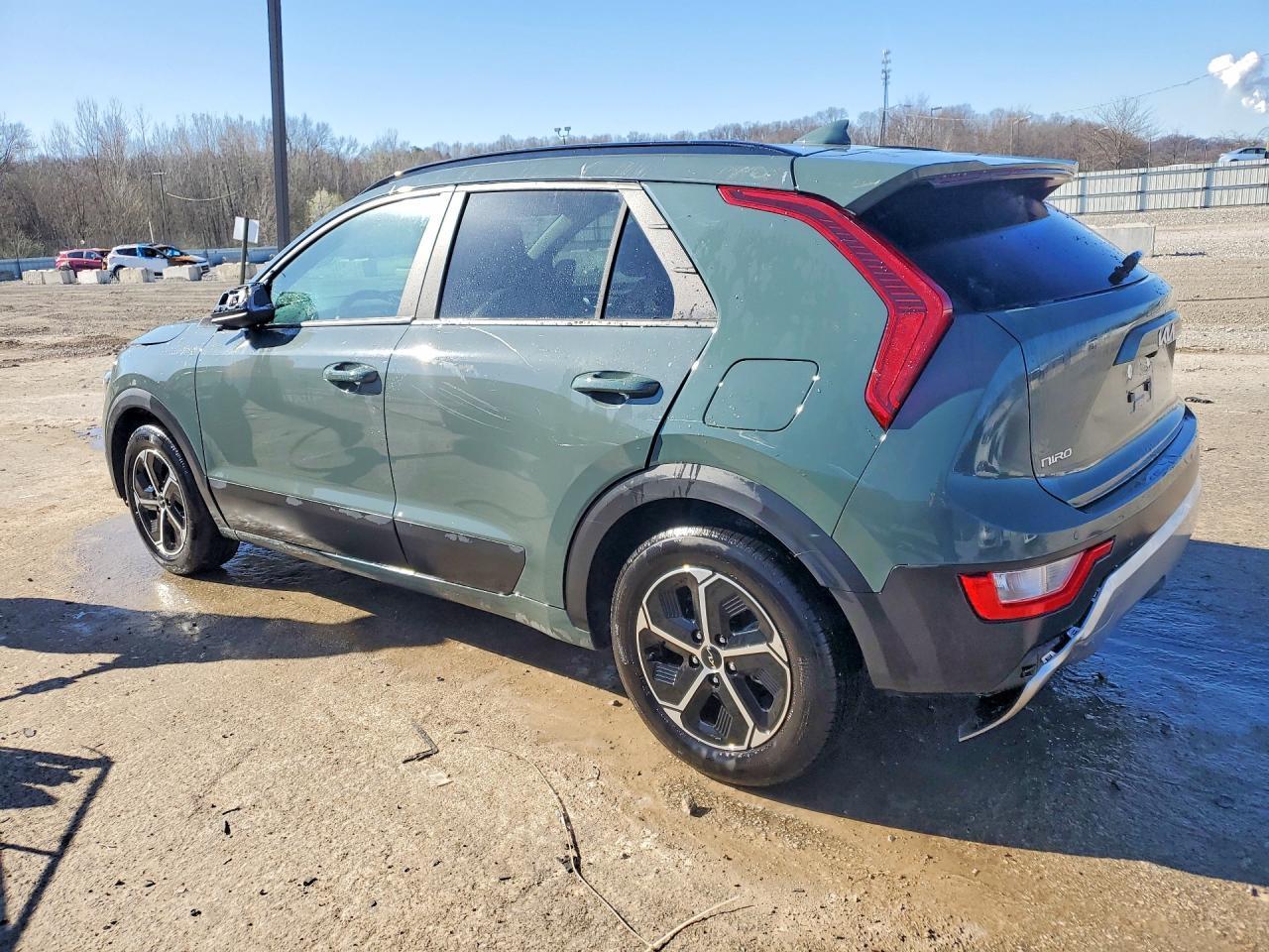 2025 KIA Niro