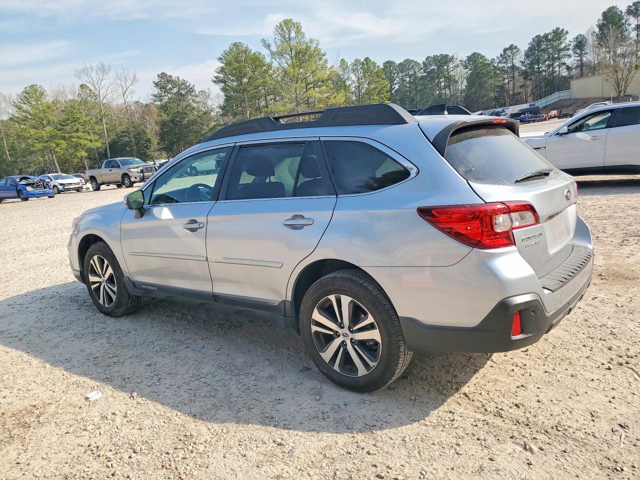 2019 SUBARU Outback