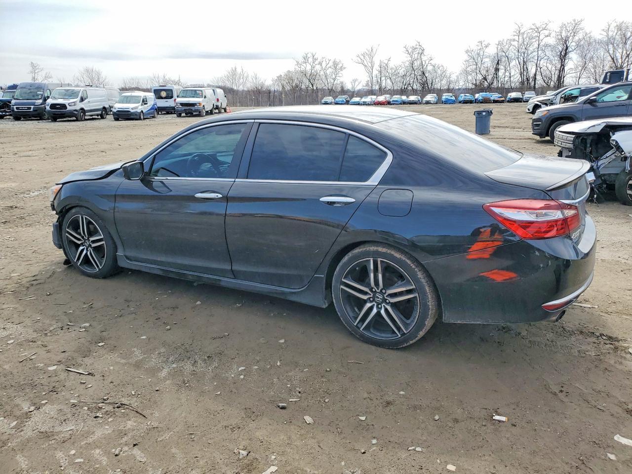 2017 HONDA ACCORD