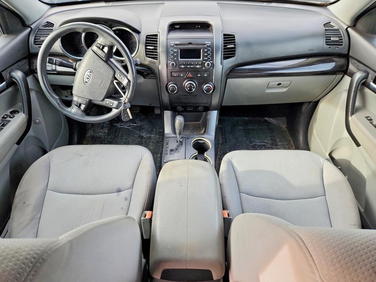 2011 KIA SORENTO