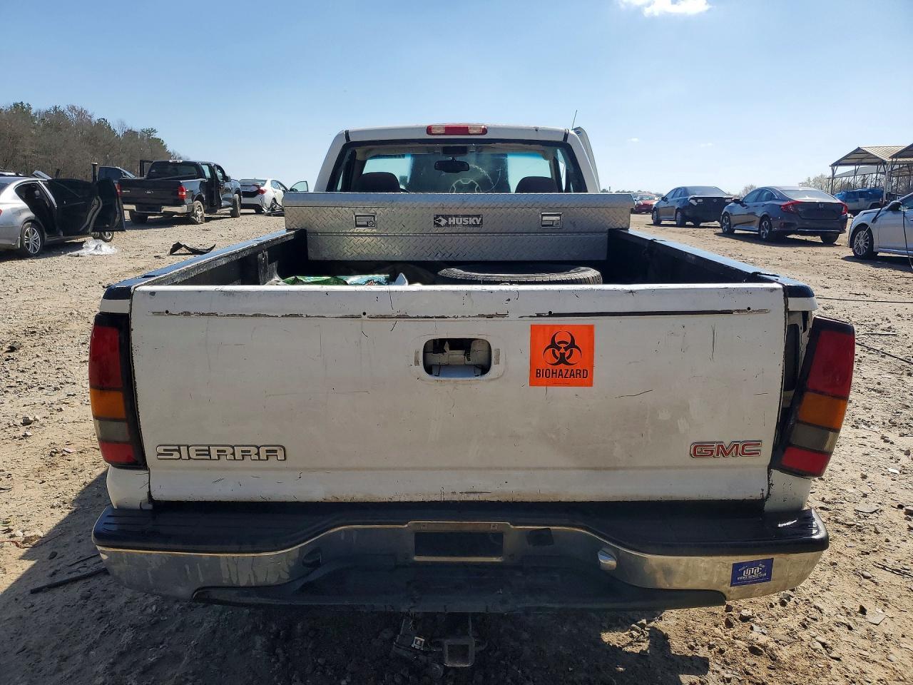 2005 GMC Sierra