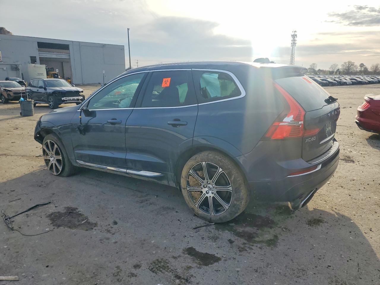 2020 VOLVO XC60