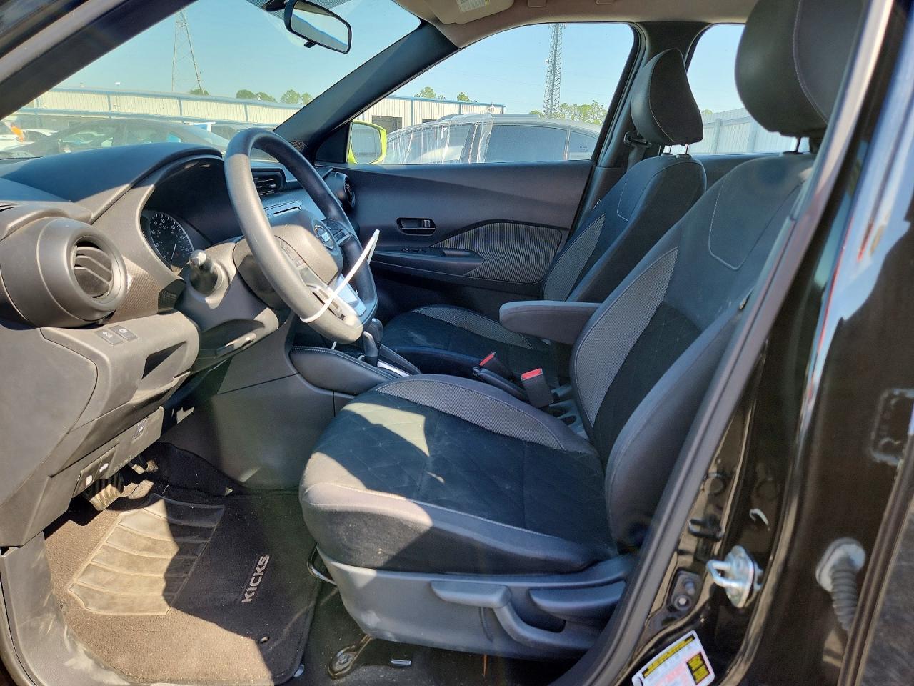 2018 NISSAN KICKS