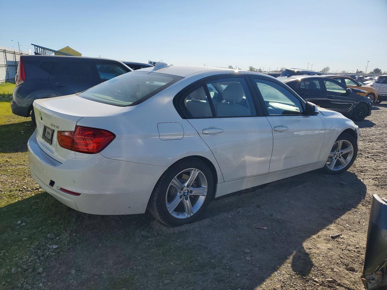 2014 BMW 3 SERIES