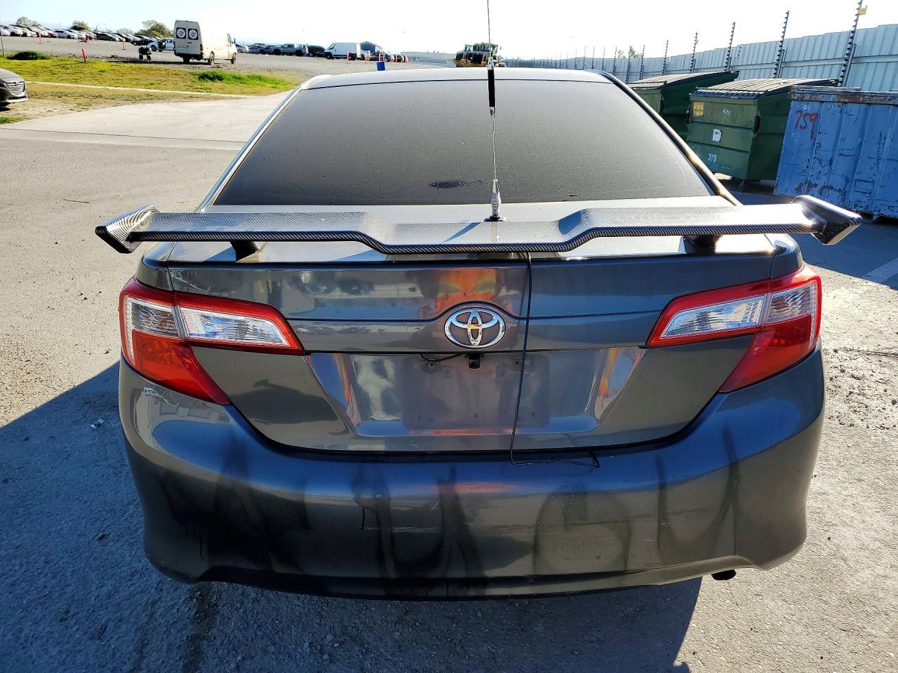 2012 TOYOTA CAMRY