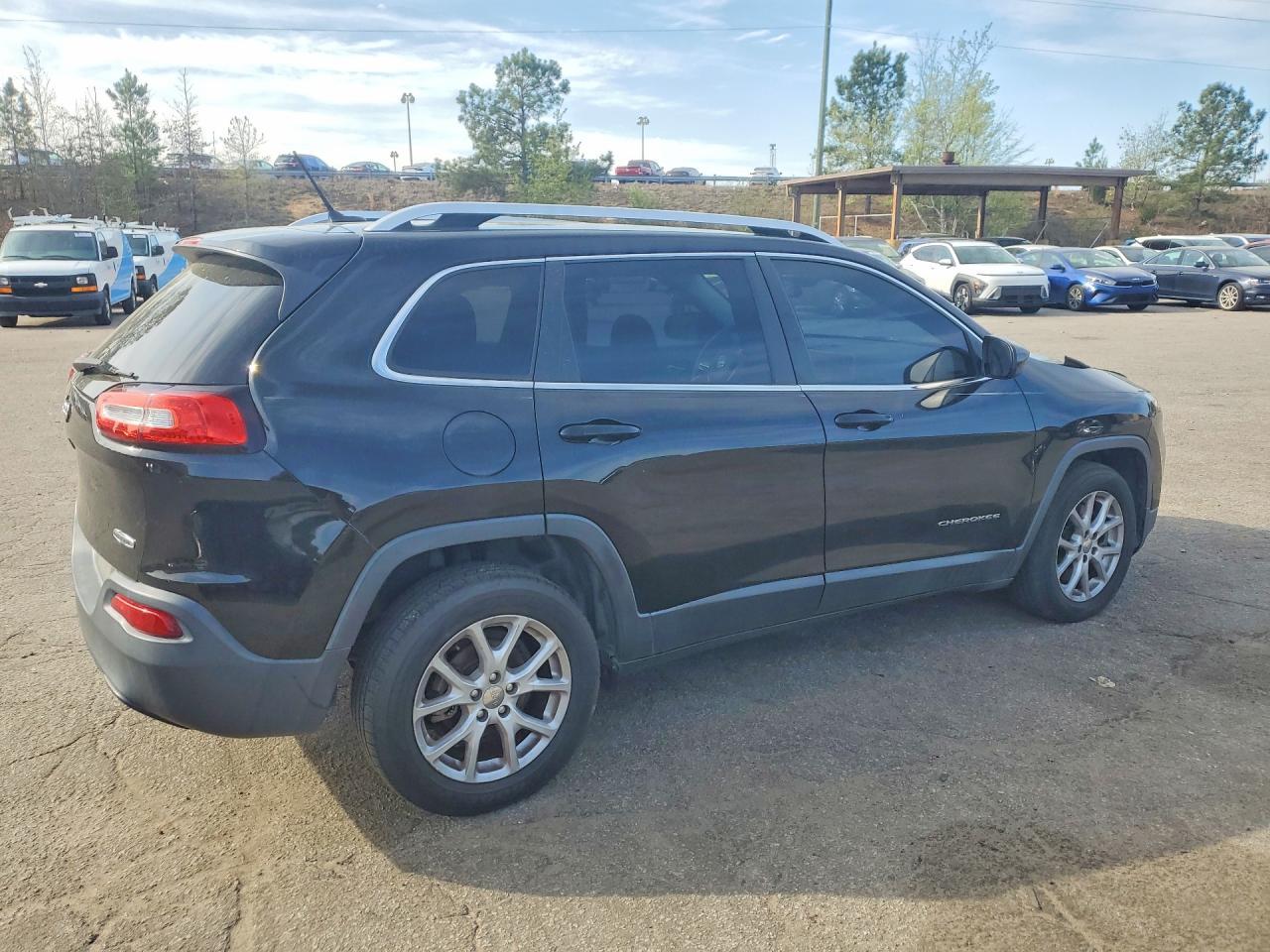 2018 JEEP CHEROKEE