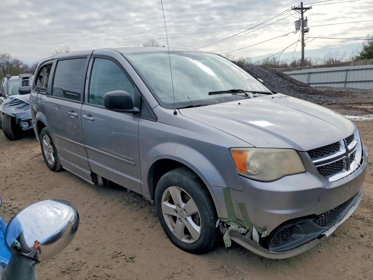 2013 DODGE GRAND CARAVAN
