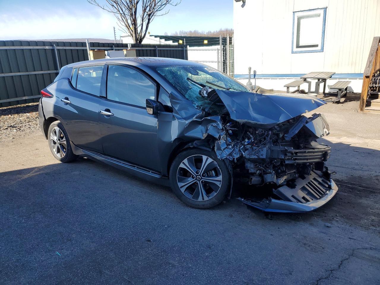 2020 NISSAN LEAF
