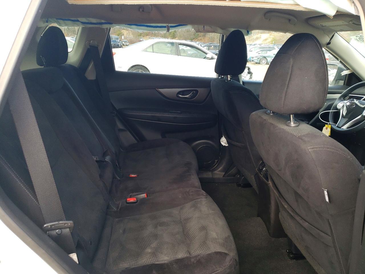 2015 NISSAN ROGUE