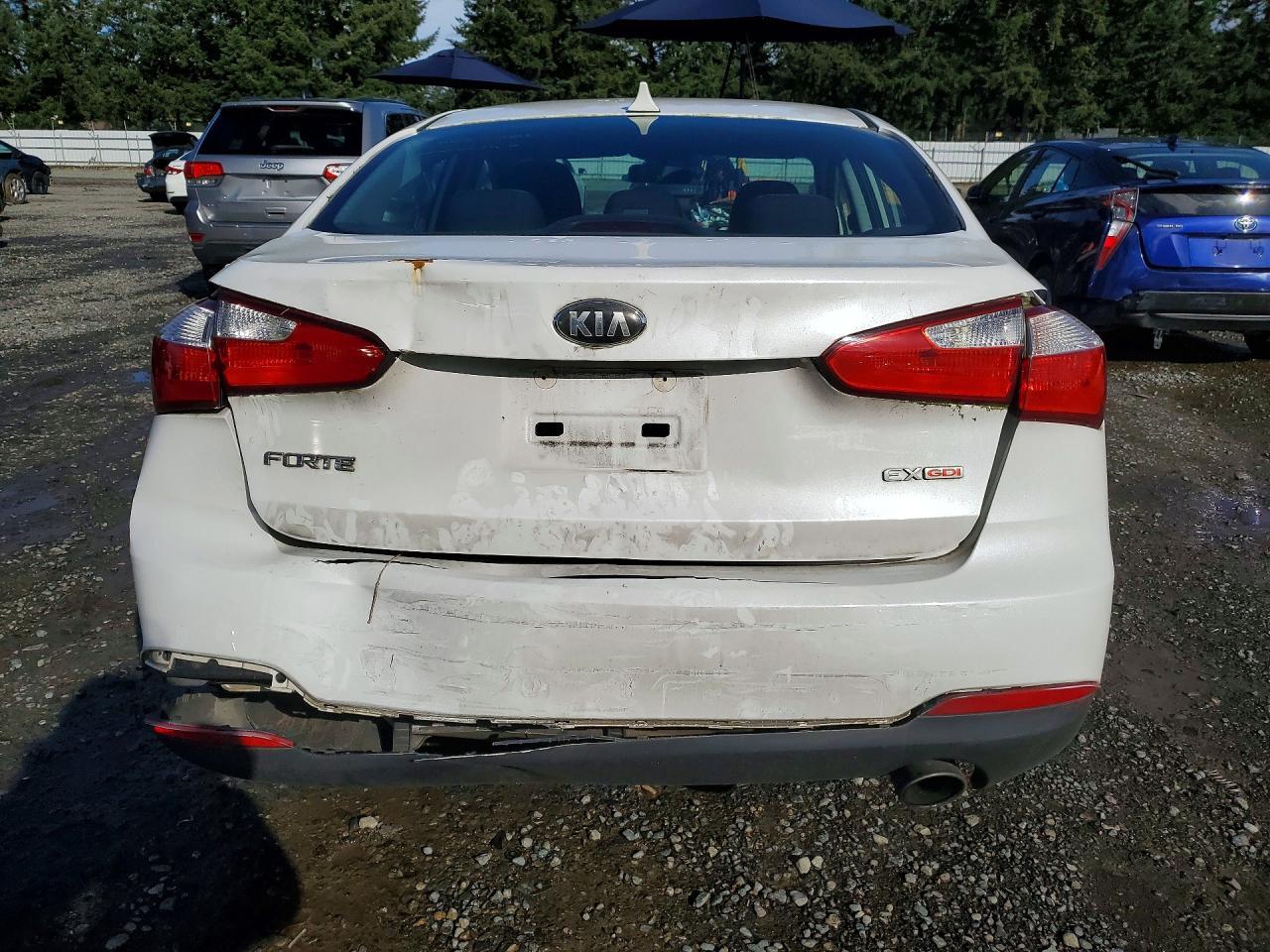 2015 KIA FORTE