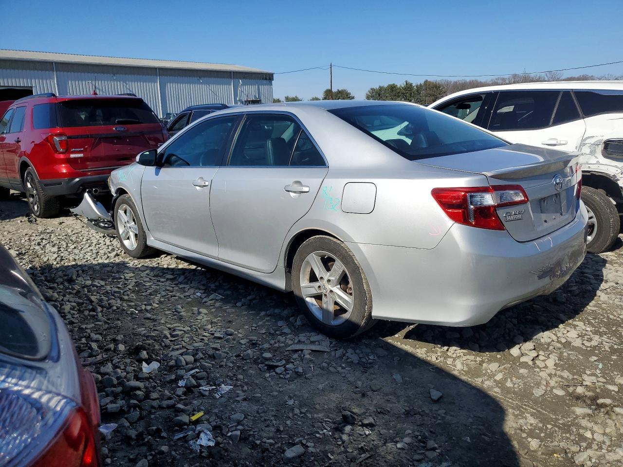 2012 TOYOTA CAMRY