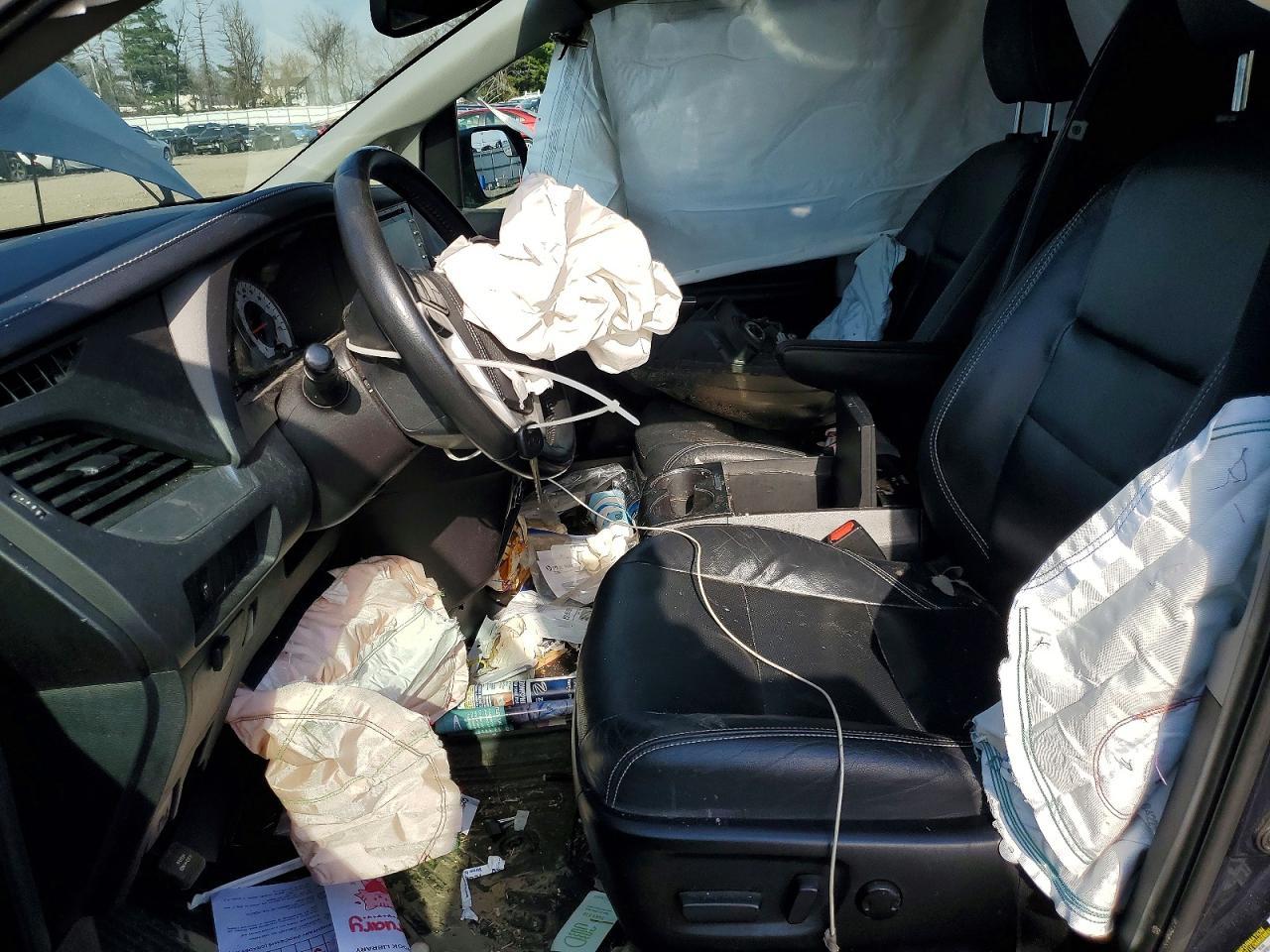 2019 TOYOTA SIENNA