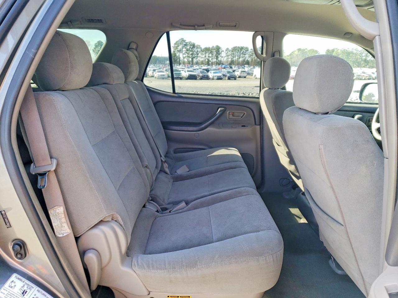 2006 TOYOTA Sequoia