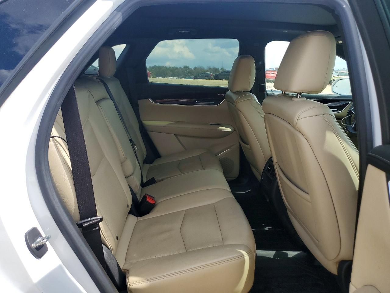 2018 CADILLAC XT5