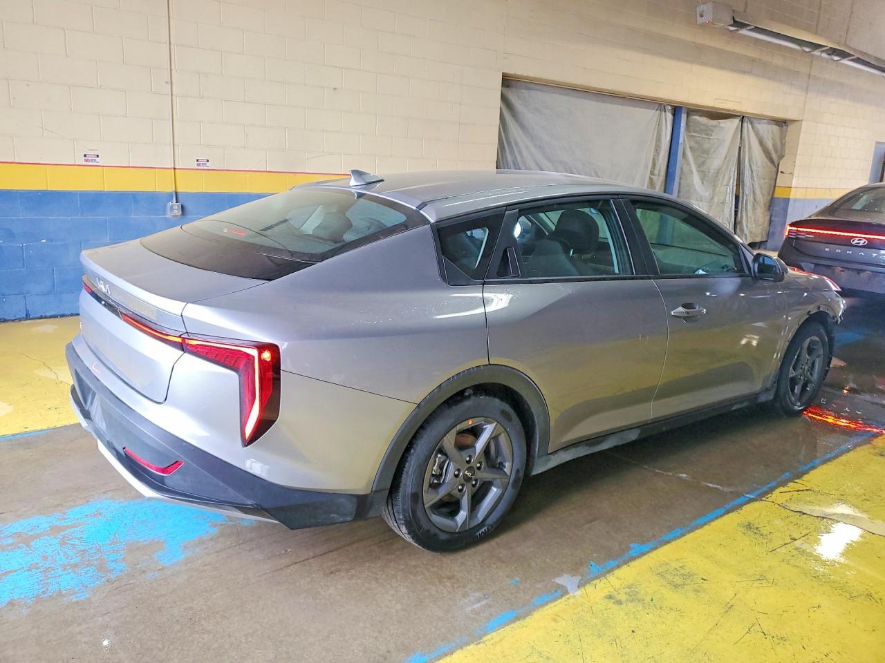 2025 KIA K4