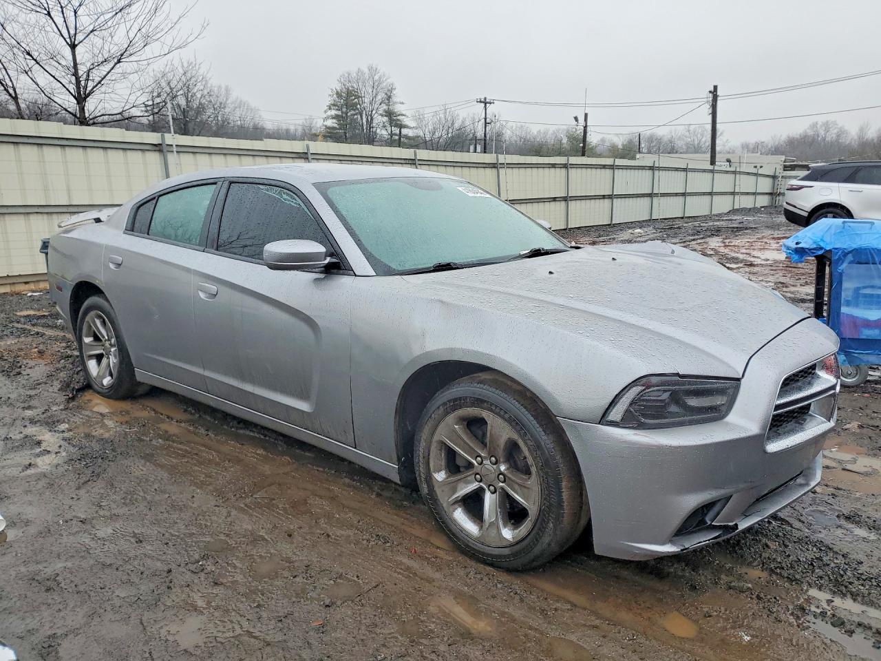 2013 DODGE CHARGER