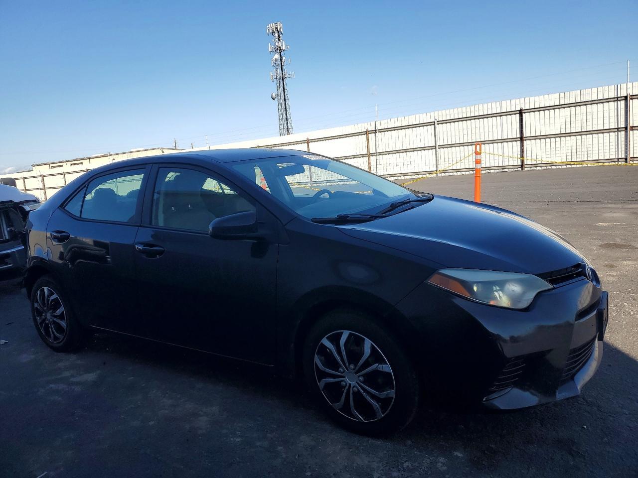 2016 TOYOTA COROLLA