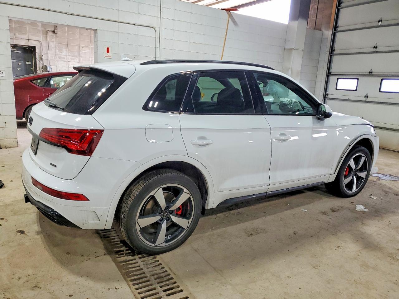 2024 AUDI Q5