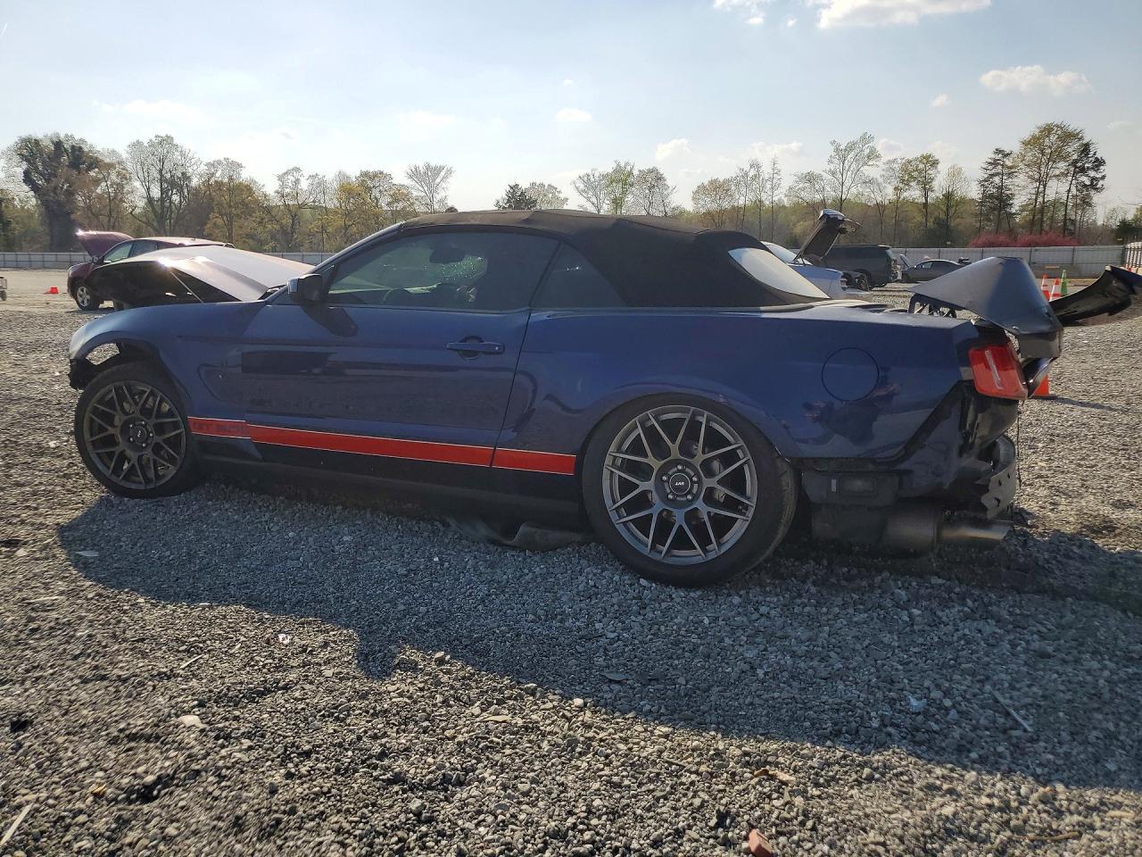 2012 FORD MUSTANG