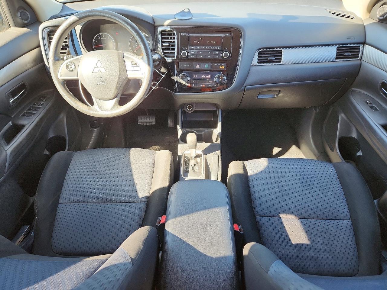 2014 MITSUBISHI outlander