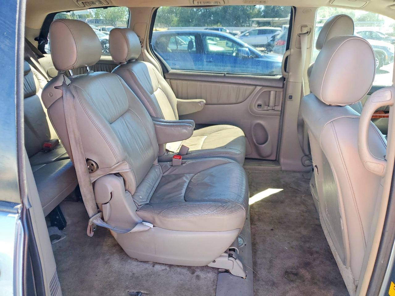 2007 TOYOTA SIENNA