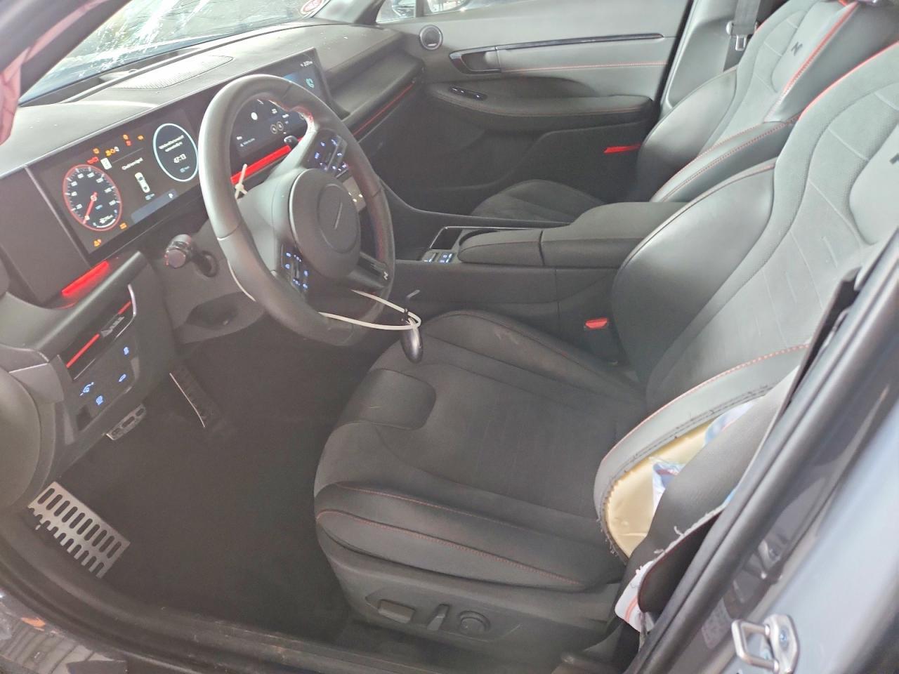2025 HYUNDAI SONATA