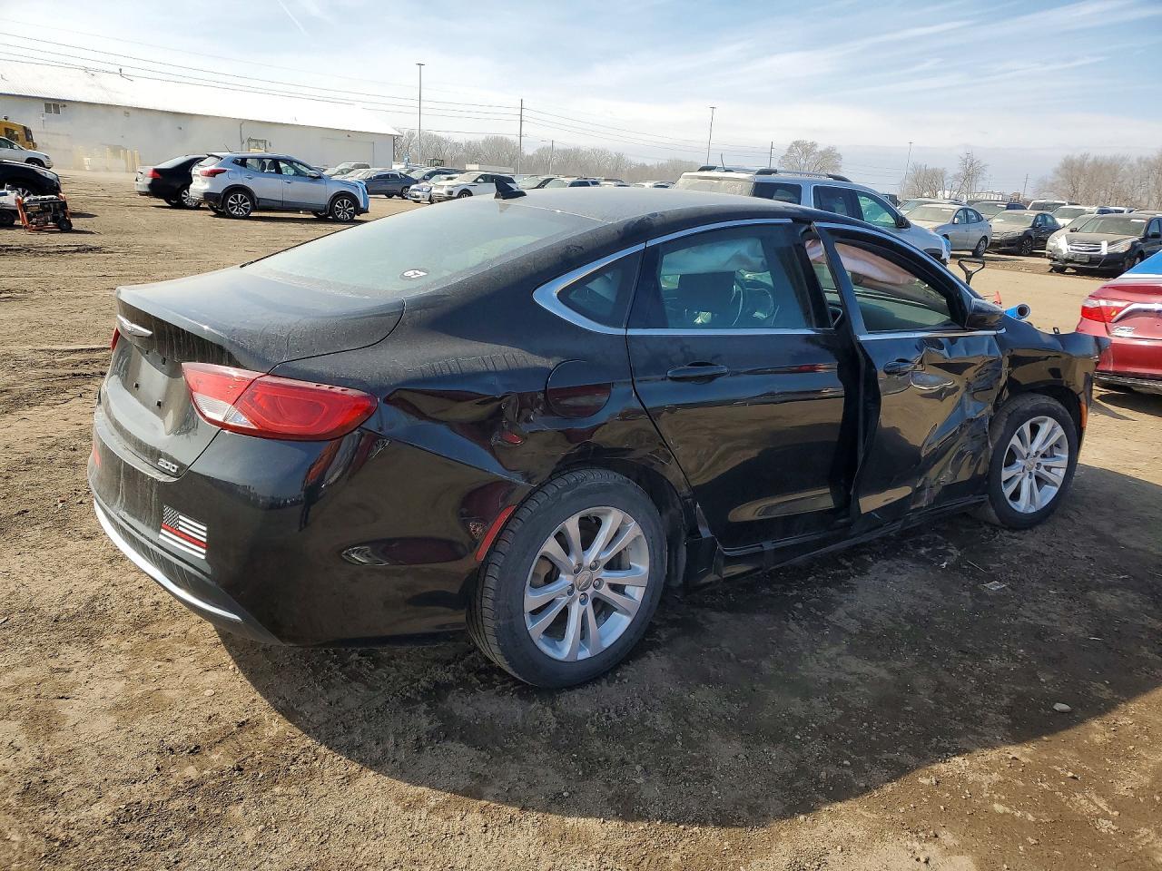 2016 CHRYSLER 200