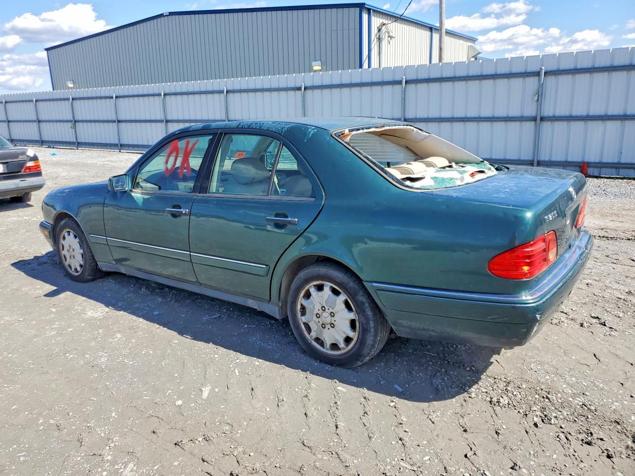 1999 MERCEDES-BENZ E