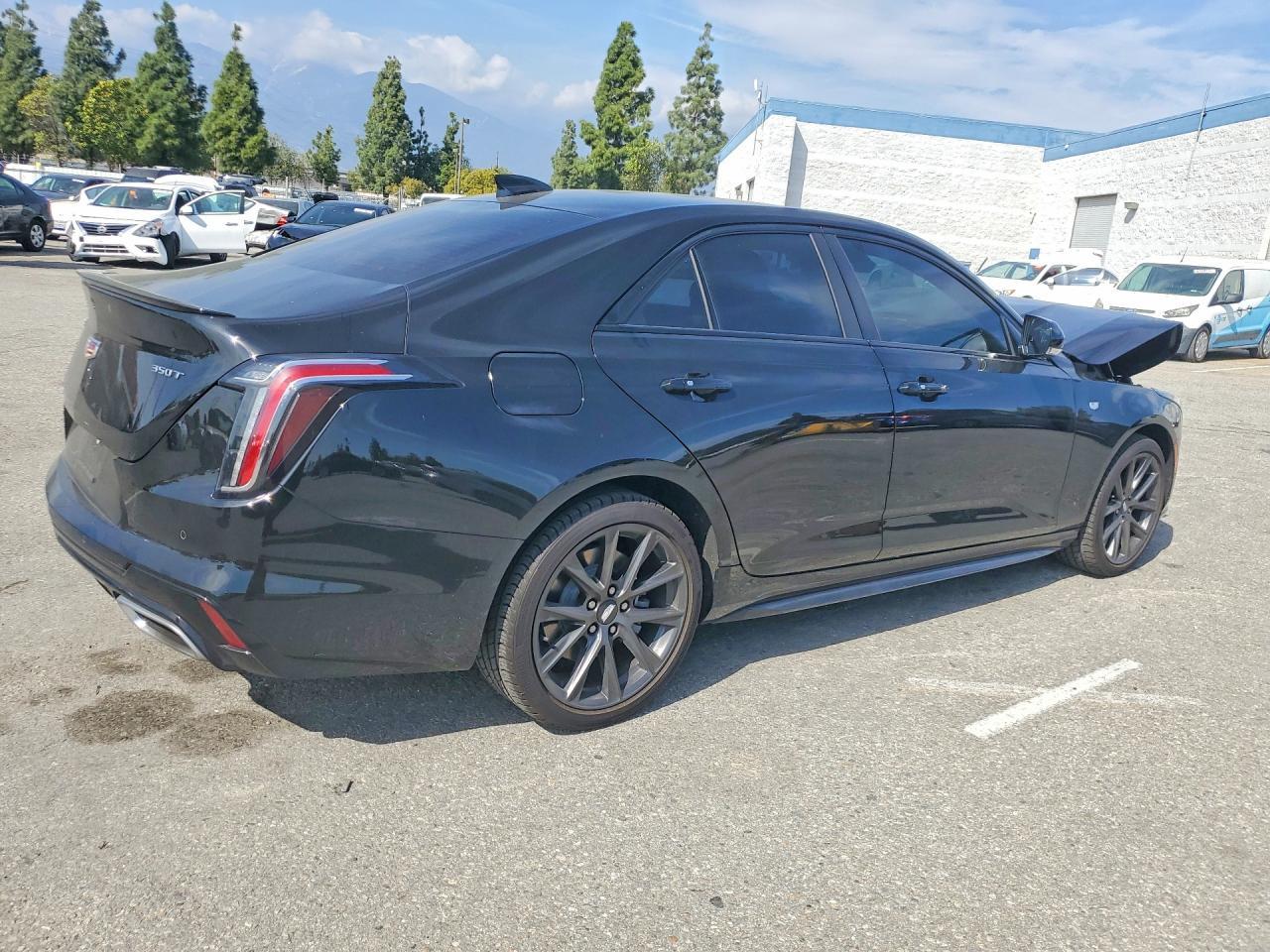 2025 CADILLAC CT4