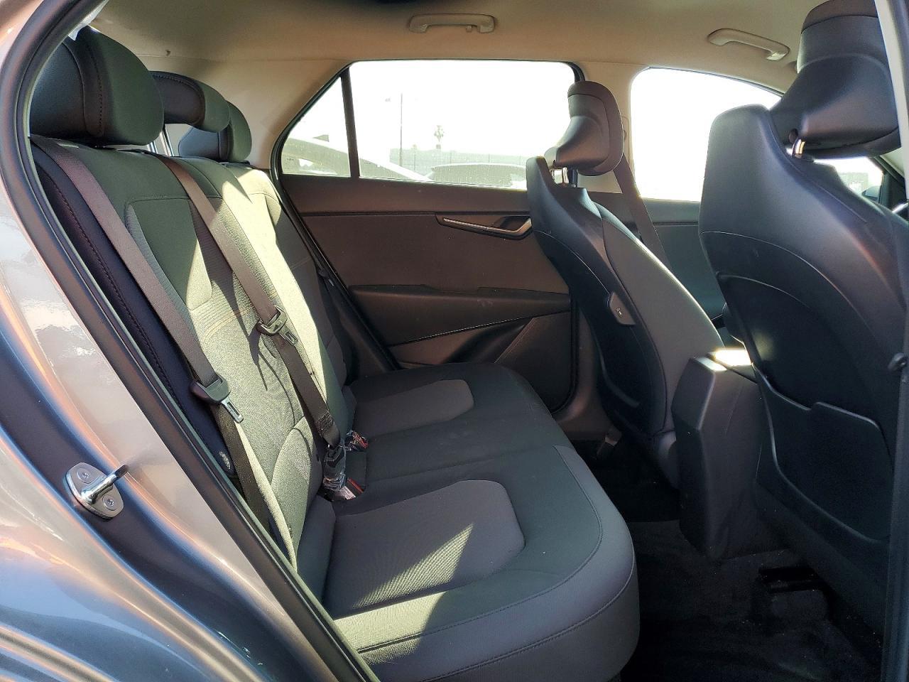 2025 KIA Niro