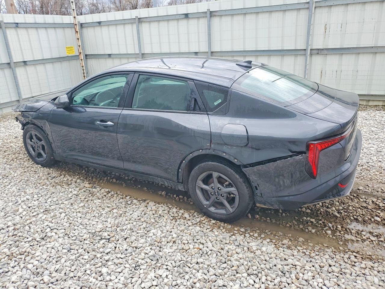 2025 KIA K4