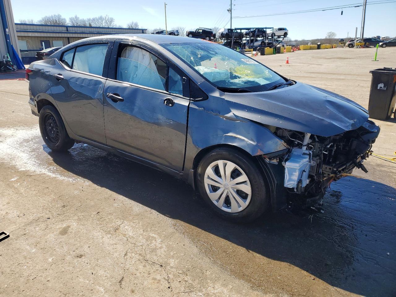 2025 NISSAN VERSA