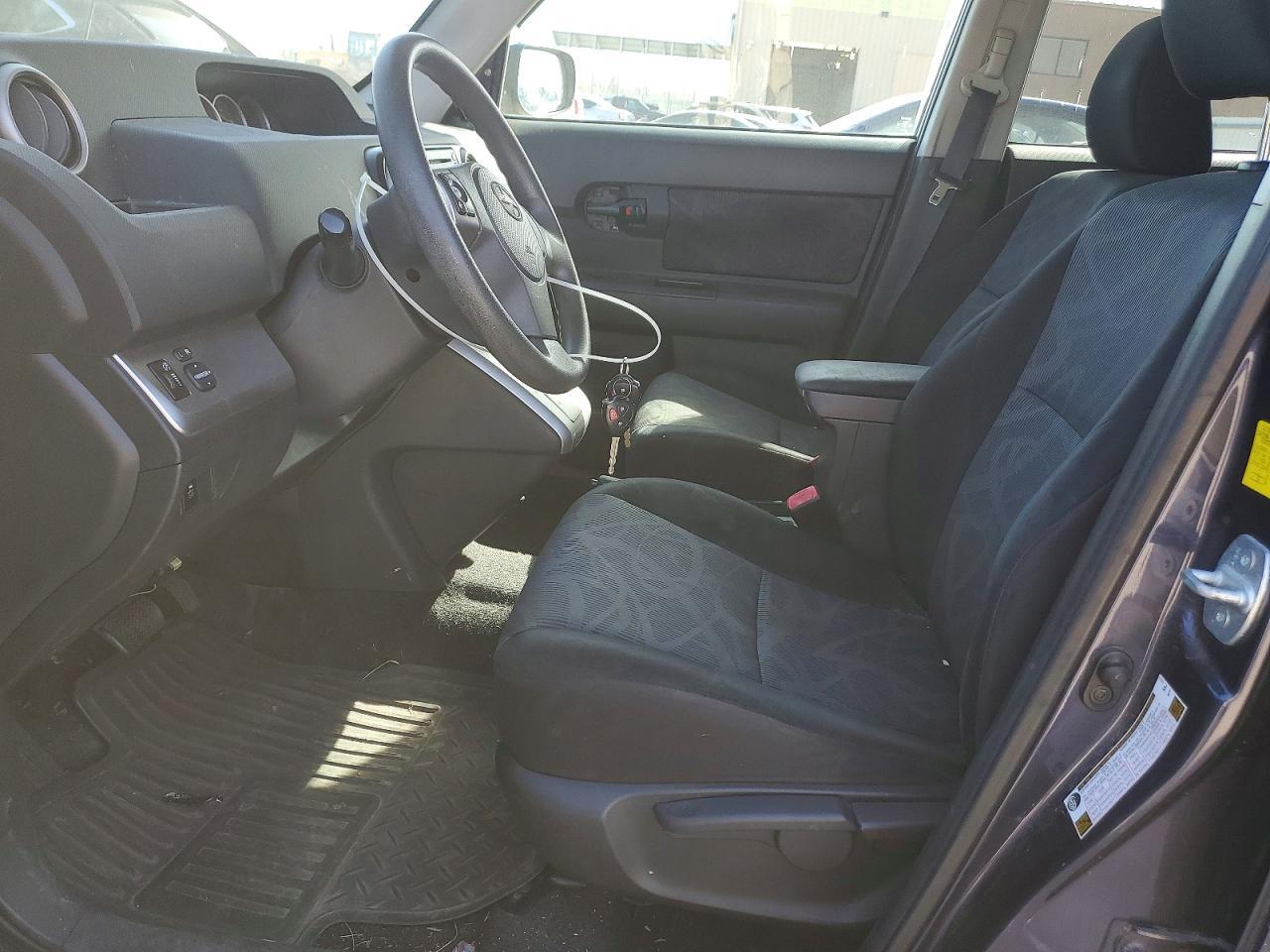 2011 SCION xB
