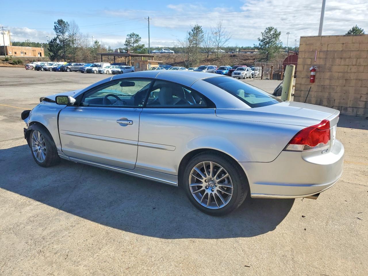 2007 VOLVO C70