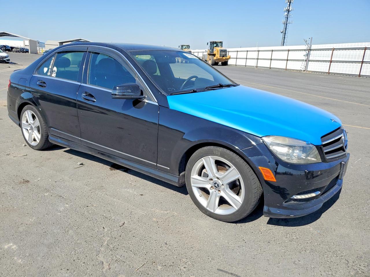 2011 MERCEDES-BENZ C-CLASS