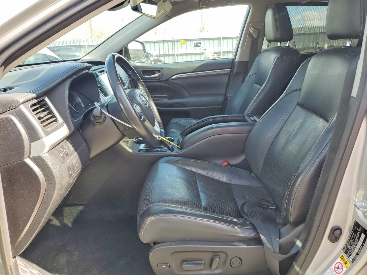 2017 TOYOTA HIGHLANDER