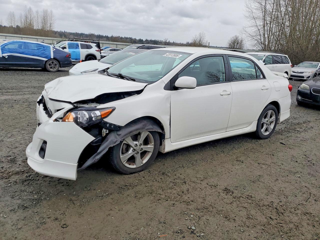2013 TOYOTA COROLLA