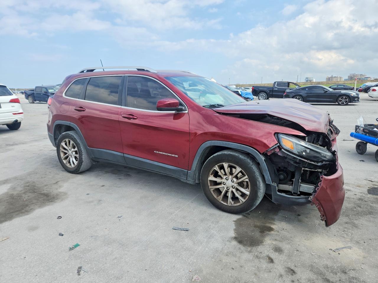 2019 JEEP CHEROKEE